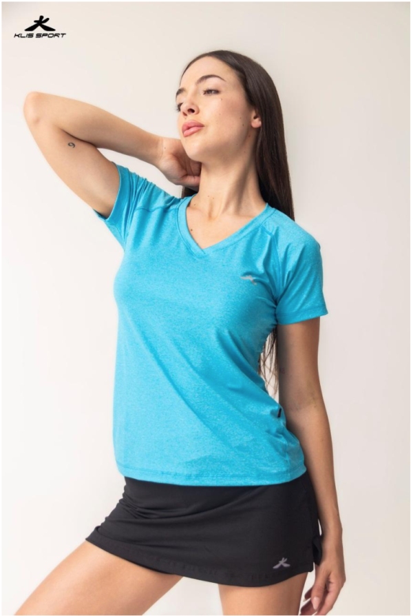 REMERA ESCOTE "V"